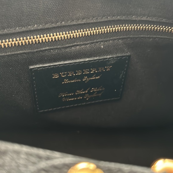 Burberry Canterbury Nova Check Handbag - Picture 5 of 9
